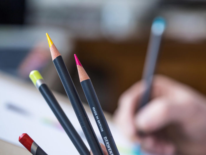 Spalvotas pieštukas Derwent Procolour metalinė dėžutė - 3/5